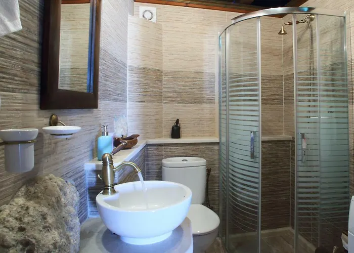 Вилла Kremeas House